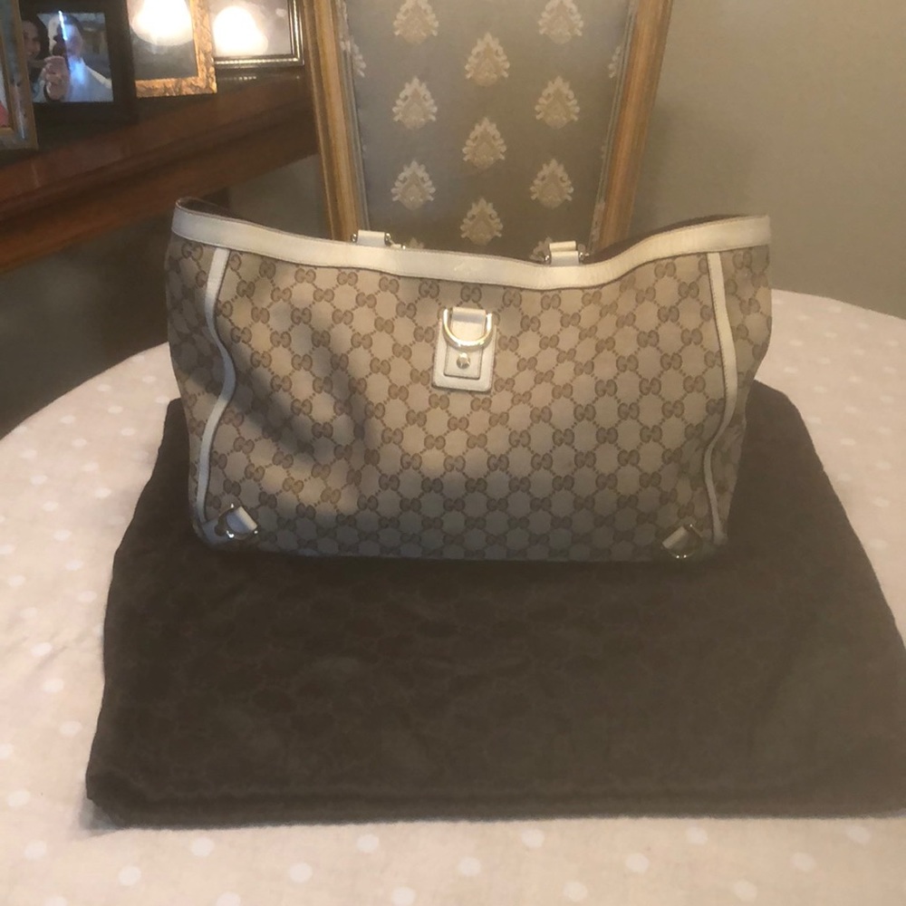Gucci handbag